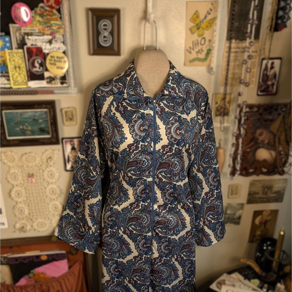 Vintage Paisley Print Kaftan House Dress Women's One Size Blue White Psychedelic